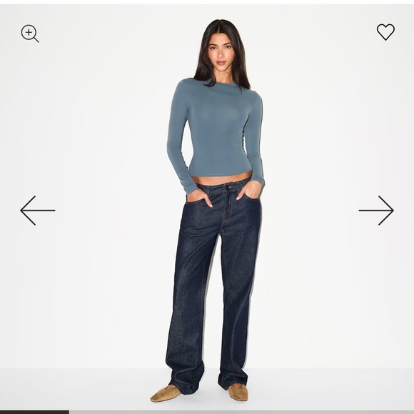 Skims Blue Long Sleeve Top and Dark Jeans - Picture 1 of 6